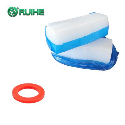 中国 High Temperaturer Cure HTV Silicone Rubber Packed In Plastic Bags Tear Resistance 販売のため