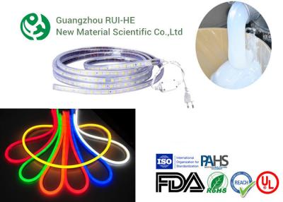 Chine Couleur adaptée aux besoins du client par RH5350-70® liquide transparente en caoutchouc de silicone de résistance de lumière UV à vendre