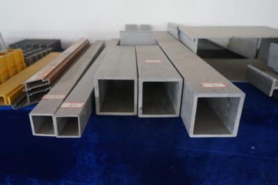 Китай Трубопровод 100*100*8mm стеклоткани пробки квадрата стекла волокна GRP пултрузии продается