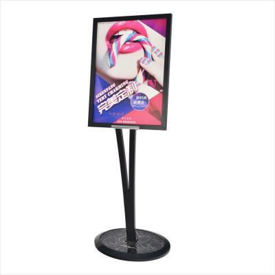 China Vertical 1290x460mm Poster Display Stand Black V Stand Steel Plate for sale
