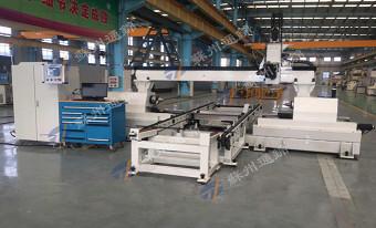 China High Precision Welding Robot 7 Axis Non Pollution Steady Operation Load ≤ 6t for sale