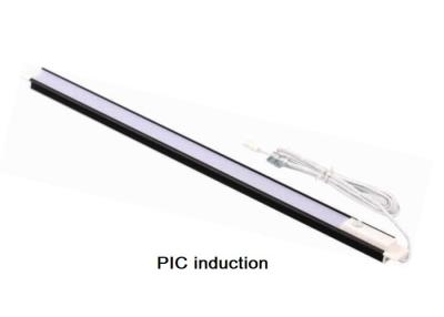 China 10 watts encaixaram o comprimento personalizado luz do diodo emissor de luz para o armário/vestuário da mobília à venda