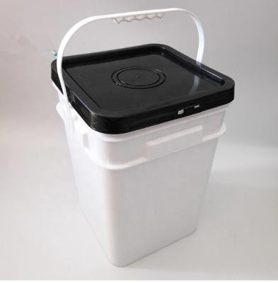 China Durable Plastic Paint Bucket With Lid Handles Thickened New White for sale
