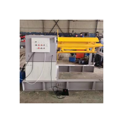 China Standard 5T Hydraulic Decoiler Machine For Building Material Shops for sale