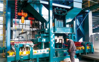 China Flaskless Jolt Squeeze Moulding Machine Simens Control Sand Moulding Equipment for sale