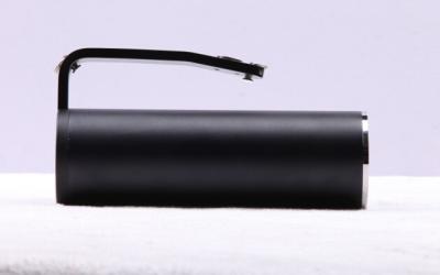 Cina tensioni nominali portatile uniforme 270 * 150 * 90mm di sorgente luminosa 4.2V di banda di frequenze 700mAh quattro in vendita