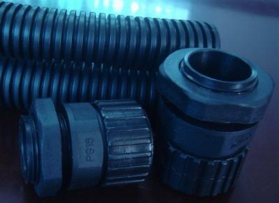 Cina Fiammeggi il tubo flessibile ondulato Retardent per macchinario/materiale elettrico in vendita