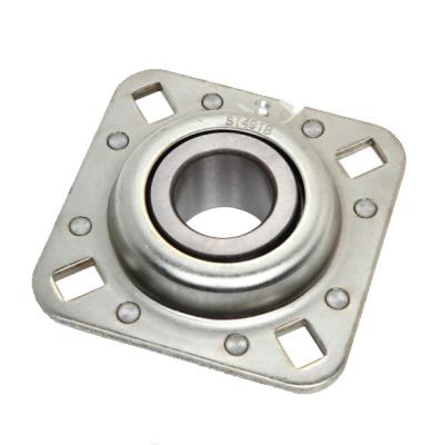 China Single Row Flat Roller Cage Bearings GCr15 Material 17500N Static for sale