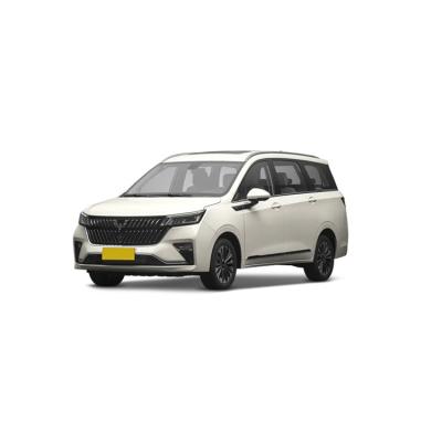 China Wuling Jiachen Lithium Battery Hybrid Electric Car with 5-door 7-seat Body Structure for sale