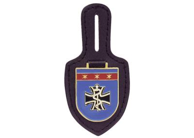 China Emblema relativo à promoção do bolso do couro do presente 3D, porta-chaves elegante com chapeamento de ouro à venda