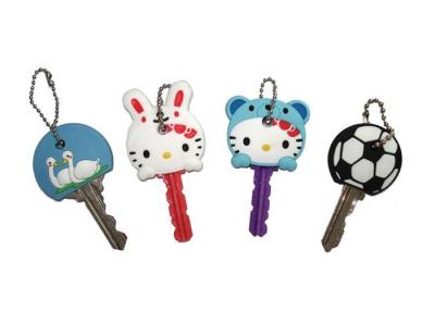 China Cubierta de la llave de la historieta del Hello Kitty, llavero suave personalizado del PVC con la cadena de la bola en venta