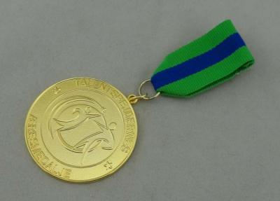 Chine Les médailles de récompenses de coutume de Talentspejdernes par en alliage de zinc moulage mécanique sous pression, emballage de boîte et placage à l'or à vendre