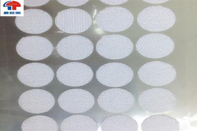 Chine Bâton blanc sur la protection de surface de crochet et de meubles en vrac 22mm de pièces de monnaie de boucle à vendre