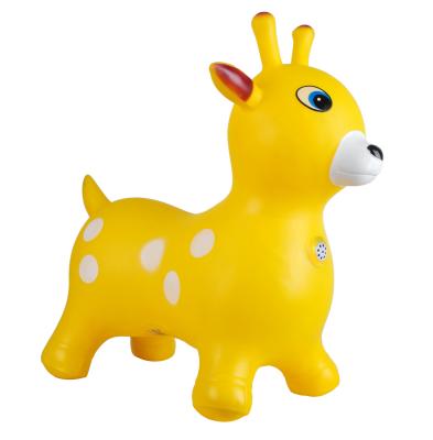 China Inflatable 6 Inch Bouncy Giraffe Hopper Animals Anti Slipping for sale
