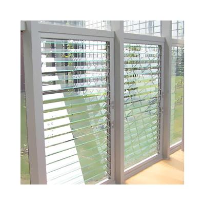 China Tempered Vertical Louvered Shutters Double Glazed Energy Saving Blind Shutter for sale