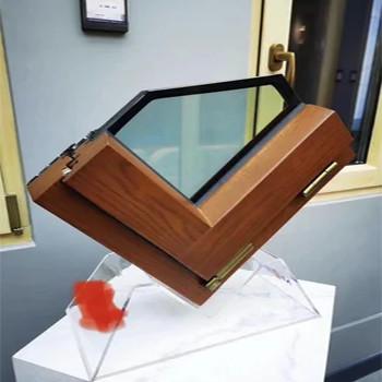 China Clad madera inclinado y girar ventanas insonorizado impermeable marco compuesto en venta