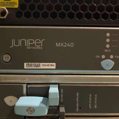 Китай MX240 16x10GE -MPC-3D-16XGE-SFPP Juniper Networking Router для объемного сетевого трафика продается