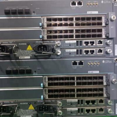 Chine MX104-MX5-AC/MX104-AC Routeur 80 Gbps Capacité de commutation pour des performances de réseau transparentes à vendre