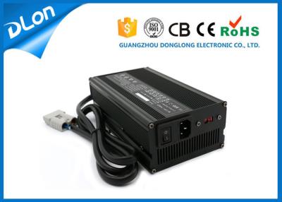 China cargador de batería eléctrico portátil de la máquina del limpiador 24v 36v 48v con el caso de aluminio en venta