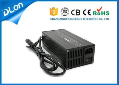 China salida automática eléctrica de la C.C. del cargador 110v/220v del flotador de la batería del cargador 8amp 9amp 10amp 360W de la vespa de 24volt 48volt 50ah en venta