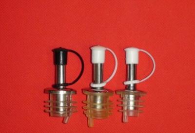 China Stainless Steel Oil Bottle Pourer Metal Liquor Pourers, Good Quality and Competitive Price for sale