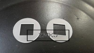 China Saphir-optische Windows des einzelnen Kristall-Al2O3 kundenspezifische Form mit quadratischem rundem Loch zu verkaufen