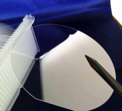 Chine Le carbure de silicium transparent sans couleur a sic poli la lentille de gaufrette à vendre