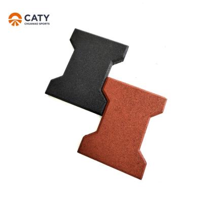 China Non Slip Interlocking Rubber Pavers Recycled Durable For Stable Footpaths for sale