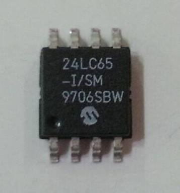 Cina 24CL65 impermeabilizzano le materie plastiche elettroniche originali di IC Compents del connettore di aviazione in vendita