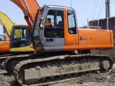 China 27T weight Used Crawler Excavator Hitachi ZX270 ISUZU AA-6BGI engine with Original Paint for sale