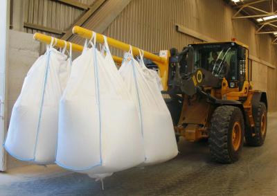 Китай Большая сплетенная PP оптовая сумка тонны FIBC для песка Spout верхней части порошка плоского нижнего химического продается