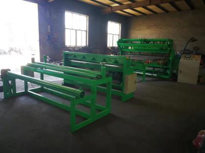 China Green Color Winding Cross Wire Mesh Fence Making Machine for sale