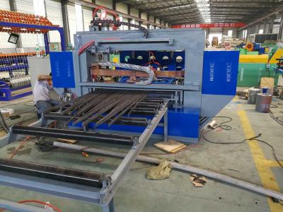 China 3 puntos por la soldadora de rejilla de acero de la placa 3m m del tiempo en venta