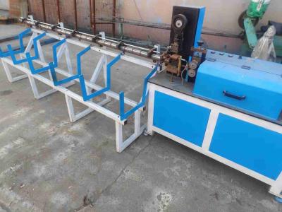 China Motor 4.0kw Steel 2-4mm Wire Straightening And Cutting Machine for sale