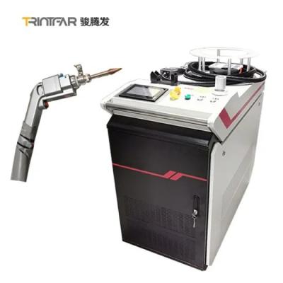 Chine soudeuse tenue dans la main de soudure de laser de tête de shimmy de machine de soudure d'équipement de soudure laser 1500W à vendre