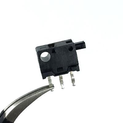 China 0.3 - 0.7N Mini 3 Pin DIP Push Button Switch DC30V 0.1A for sale