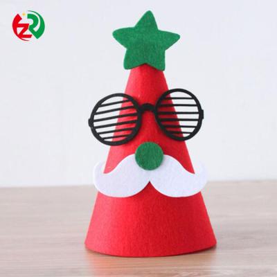 China Felt Handmade Christmas Hat Mini Christmas Ornaments For Decoration for sale