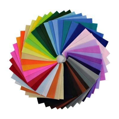 中国 Custom Thickness Assorted Color Felt Fabric Sheets For Patchwork Sewing DIY Craft 販売のため