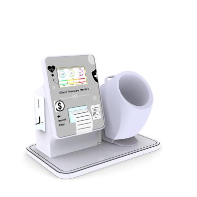 中国 安い価格5のインチLCDのタッチ画面の再充電可能な携帯用上椀の自動血圧のモニター 販売のため