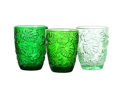 China Vaso verde coloreado sólido sin plomo Whisky Glasses, vidrios de consumición de encargo indecolorables en venta