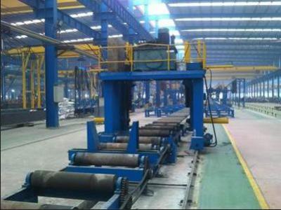 Chine Chaîne de production horizontale de poutre à caissons de soudage par points 80mm à vendre