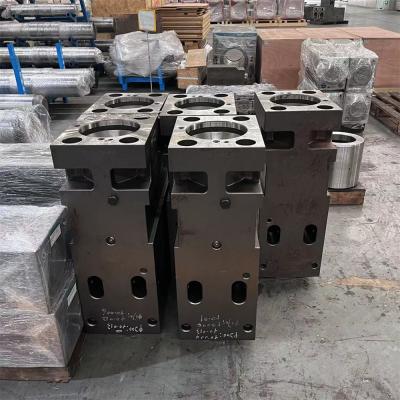Chine 42CrMo HB20G Cylindre de disjoncteur hydraulique Pièces détachées de disjoncteur hydraulique à vendre