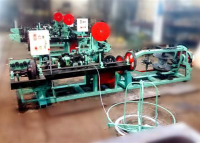 China Diámetro torcido doble de Mesh Welding Machine 1.6-2.8m m del alambre de púas en venta