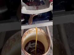 2本メートル ダイスが付いている機械に通す1本の電気ボルトおよび金属の管に付き