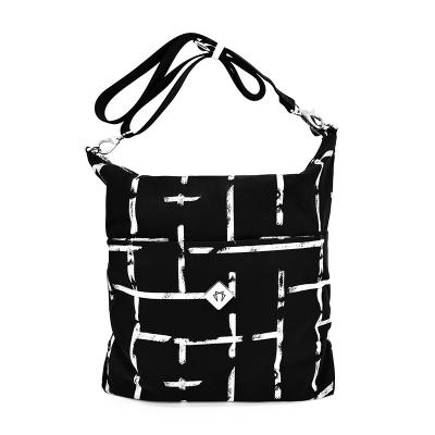 Cina Fashion Style Crossbody Tote Handbag con chiusura a cerniera e taglia media in vendita