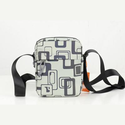 China Hands Free Sling Cross Body Bag Unisex Style 15L capaciteit OEM ODM Te koop