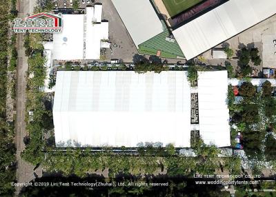 Chine Tente extérieure 50×90m blanche flexible d'exposition pour l'exposition provisoire à vendre