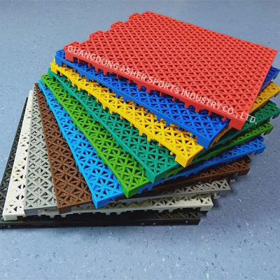 China Multifunctional Interlocking Basketball Flooring Recycled PP Tiles Type for sale