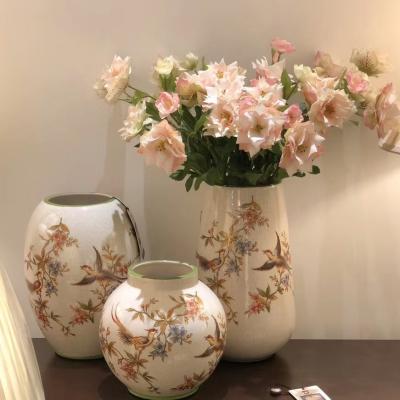 China Vaso decorativo da porcelana do OEM à venda