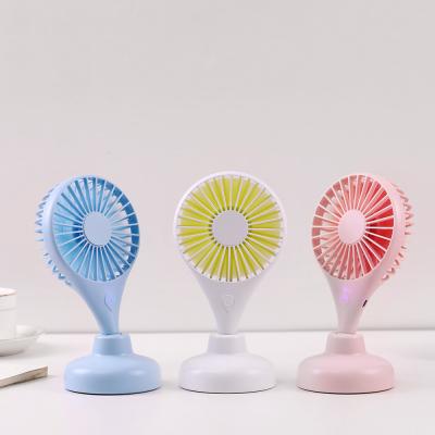 China Plastic 1200mAh 3.7W Mini Rotated USB Fan With Stand Holder for sale
